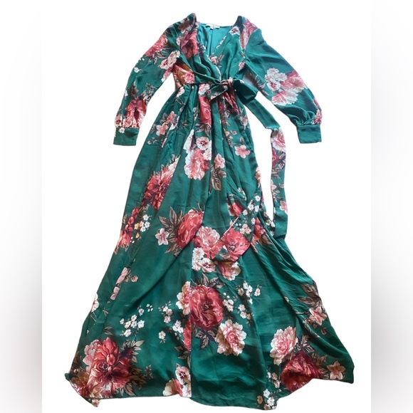 Ricarica Dresses & Skirts - NWOT Ricarica Floral Chiffon Maxi Dress in Forest Green
